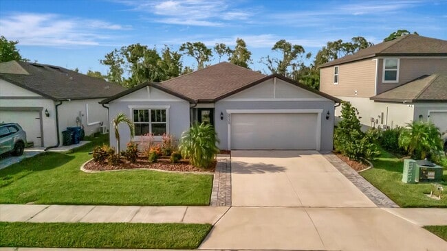 Primary Photo - RENT SPECIAL - Half Month Rent Free for 8/...