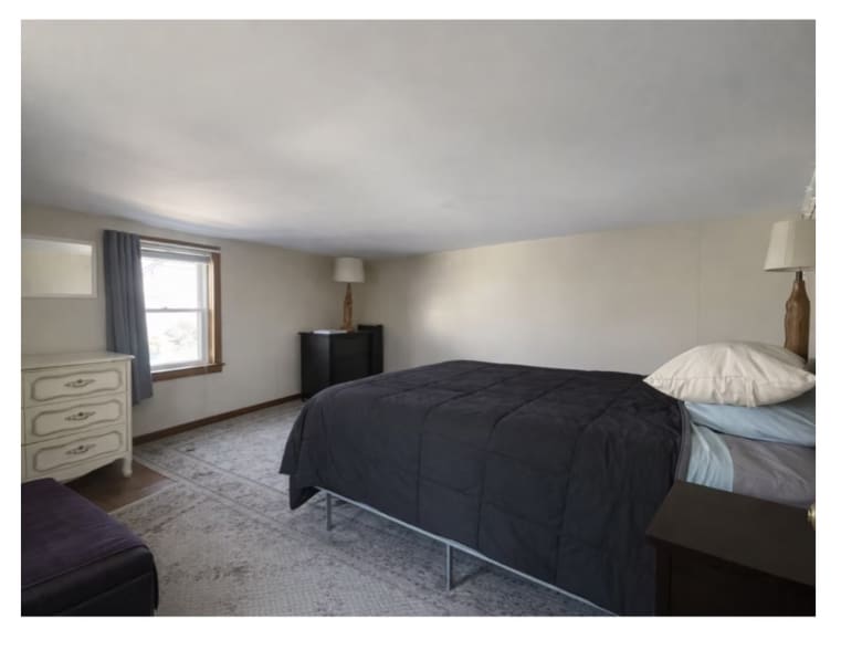 Building Photo - 924 Ash St