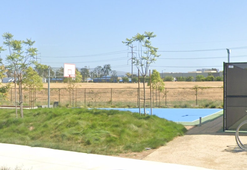 Building Photo - 16450 Veterans Wy