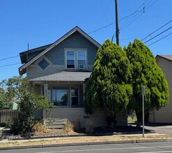 Building Photo - 2016 N Post St