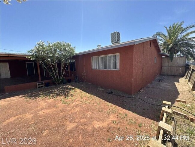 Building Photo - Charming Single-Story Home with Granite Kitchen & No HOA