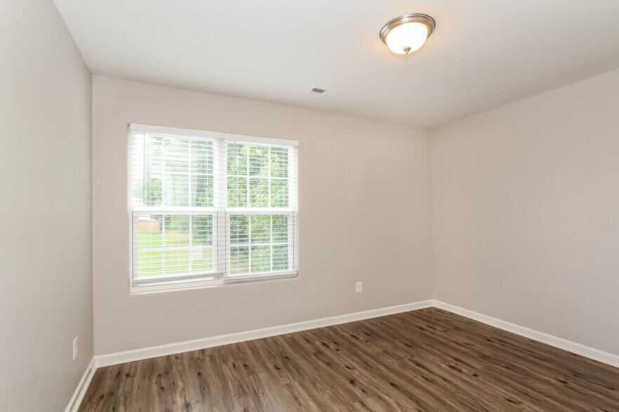 Building Photo - 1157 Black Diamond Dr