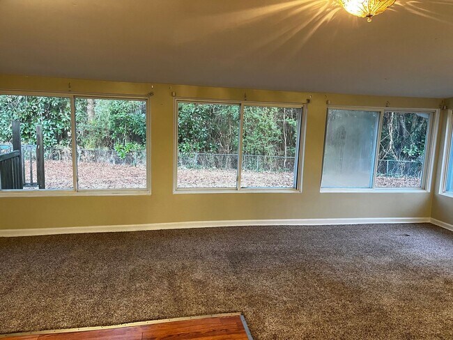 Building Photo - Ranch Style Single Family Home in New Bern