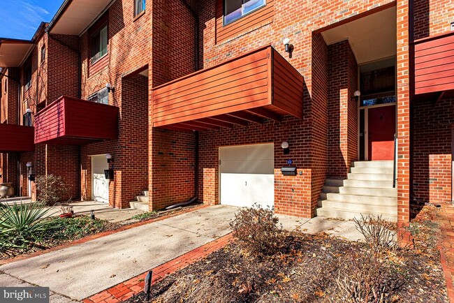 Building Photo - 11502 Sunder Ct