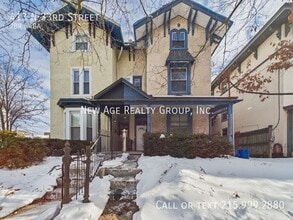 Building Photo - 413 N 33rd St