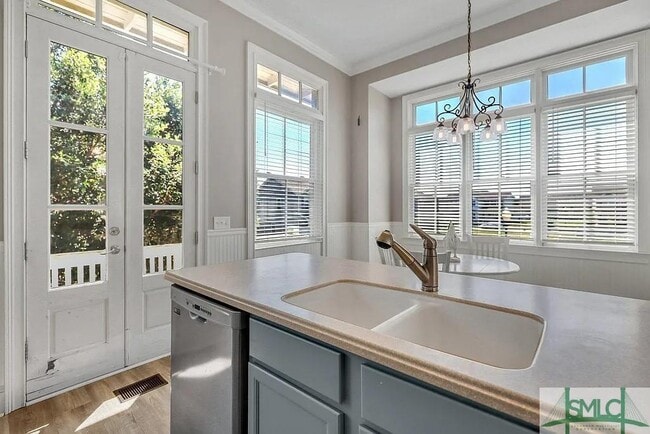 Building Photo - 126 Birch Cir