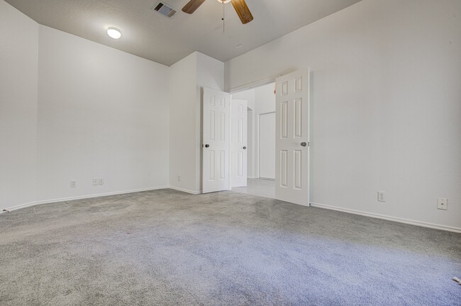 Building Photo - 11817 Watercrest Ct