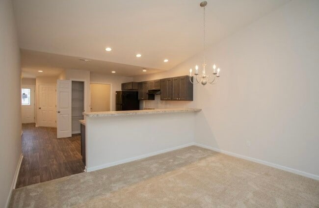 Building Photo - 17 Jackmia Way