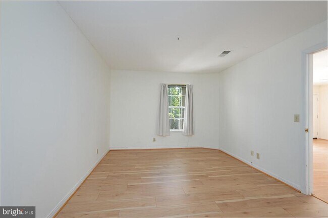 Building Photo - 5800 Inman Park Cir