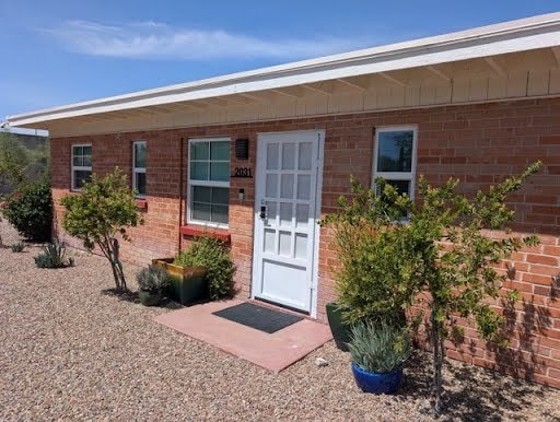 Building Photo - 2031 N Tucker Dr