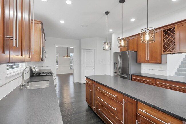 Building Photo - 7090 Dean Farm Rd