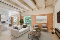 Building Photo - 1115 S Alamo St