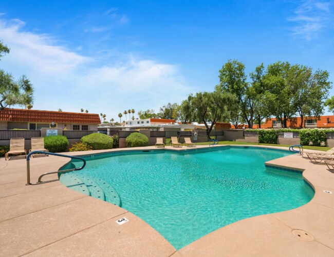 Building Photo - 8206 E Orange Blossom Ln