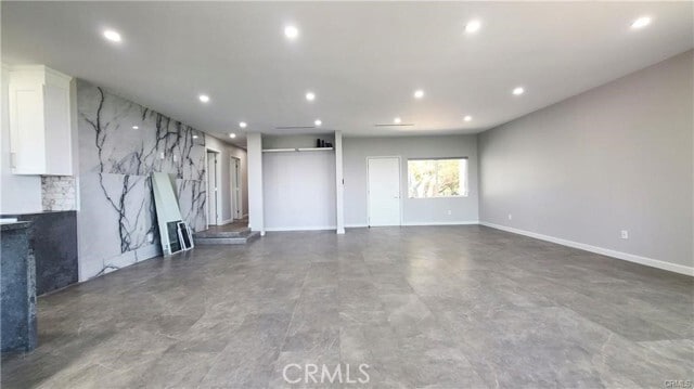 Building Photo - 11825 W Trail