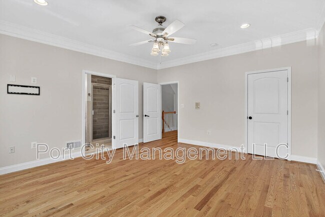 Building Photo - 1125 Race St