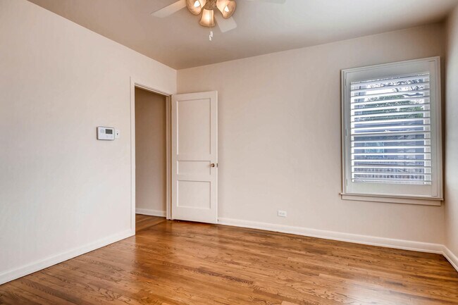 Building Photo - Charming 2 BR / 1 Bath in highly desirable Terrell Heights of San Antonio!