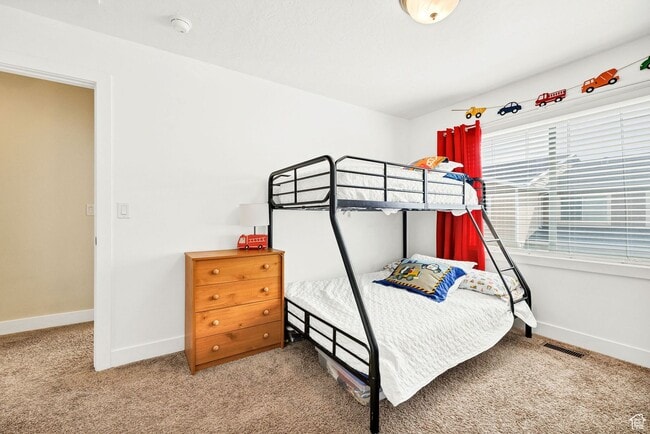 Building Photo - Townhome Rental in Spring Creek Community | Clubhouse, Pool & Community Amenities