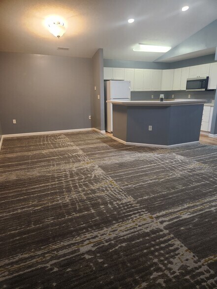 Dining Room - 729 Spring Valley Dr
