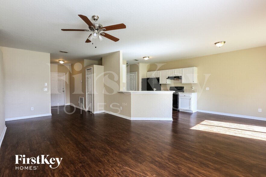 Building Photo - 4220 S Cranberry Blvd