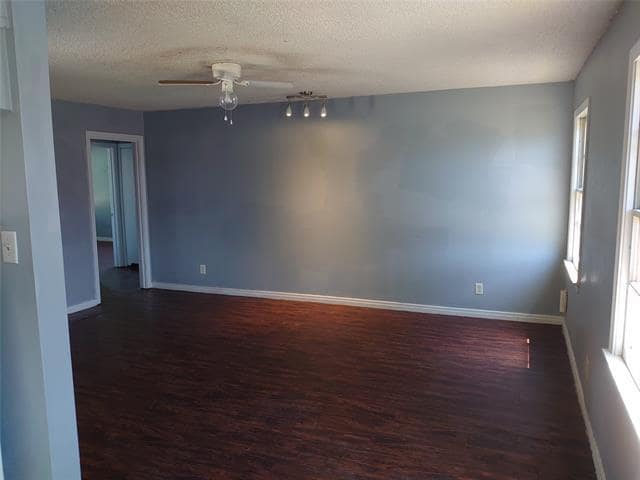 Building Photo - 302 Fannin St