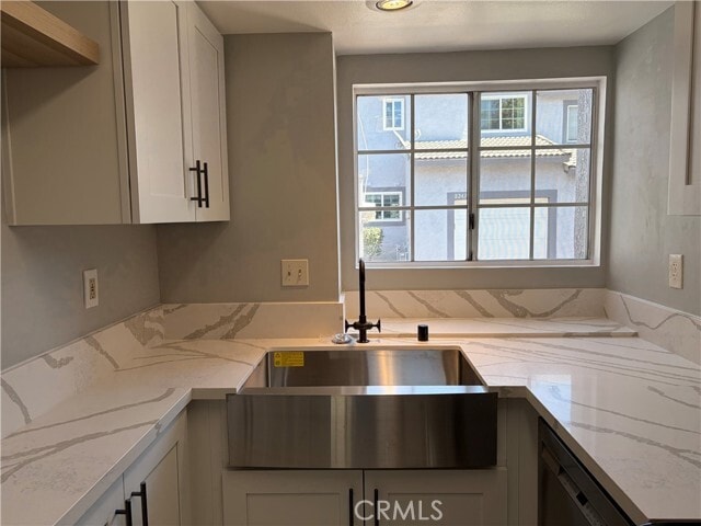Building Photo - 8248 Inglenook Pl