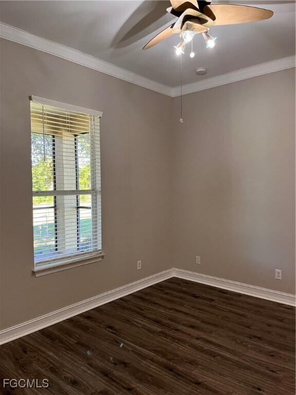 Building Photo - 1521 SW 22nd Pl