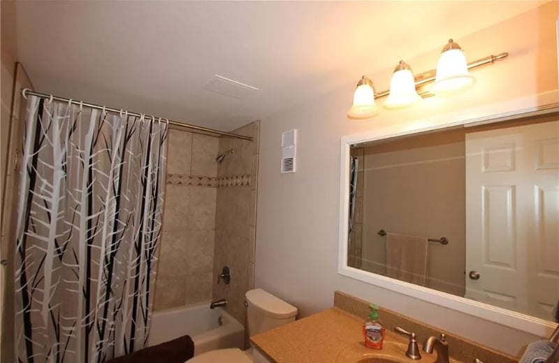 Building Photo - 320 Seaview Ct