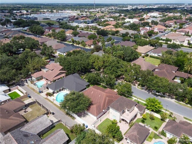 Building Photo - 33 Condor Ave