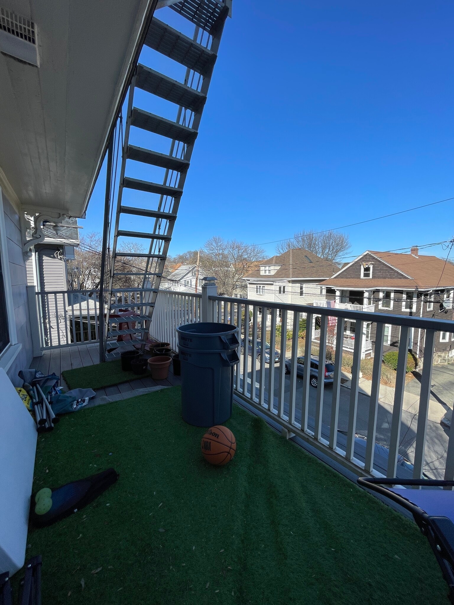 Building Photo - 56 Hobson St