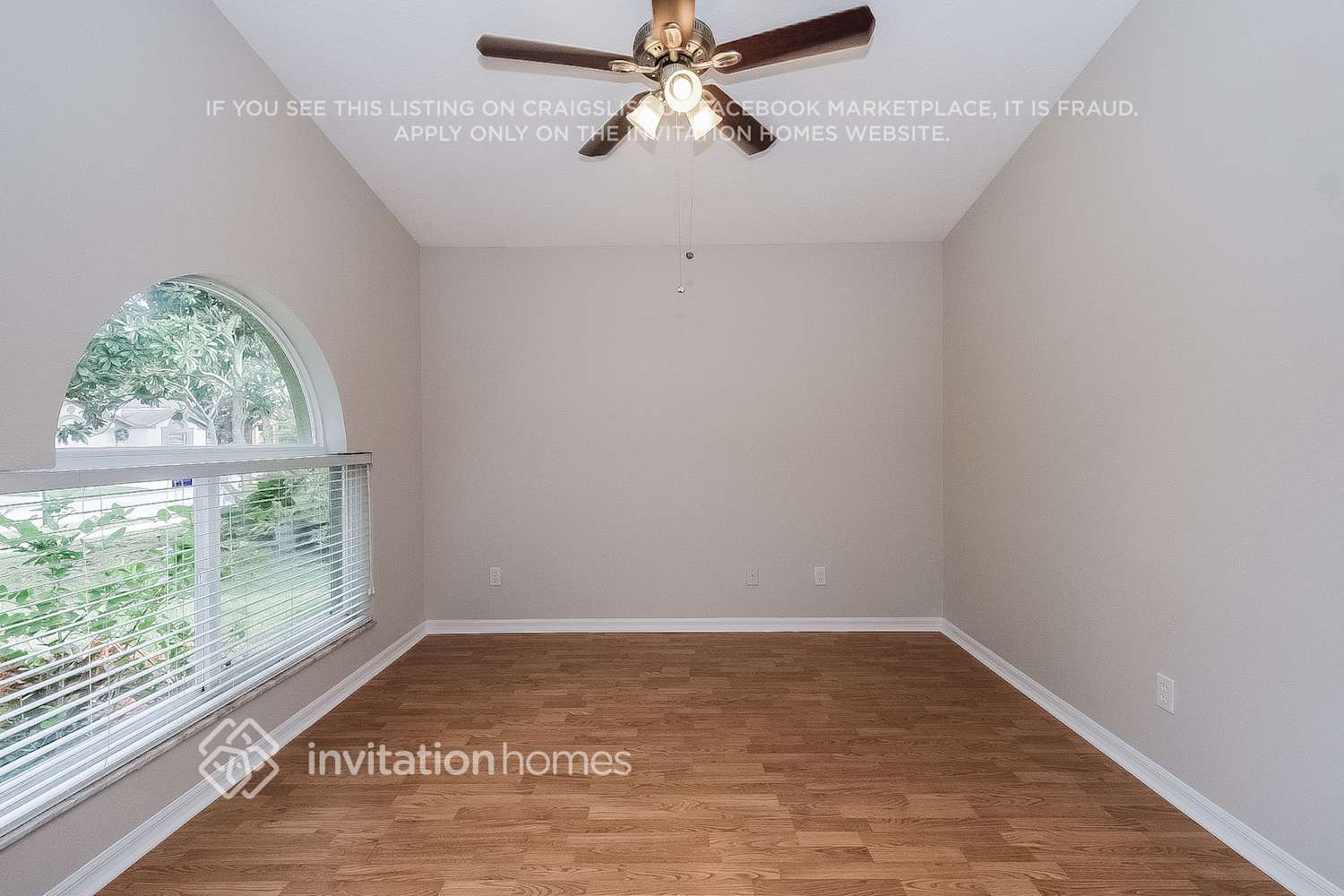 Building Photo - 2618 Brookville Dr