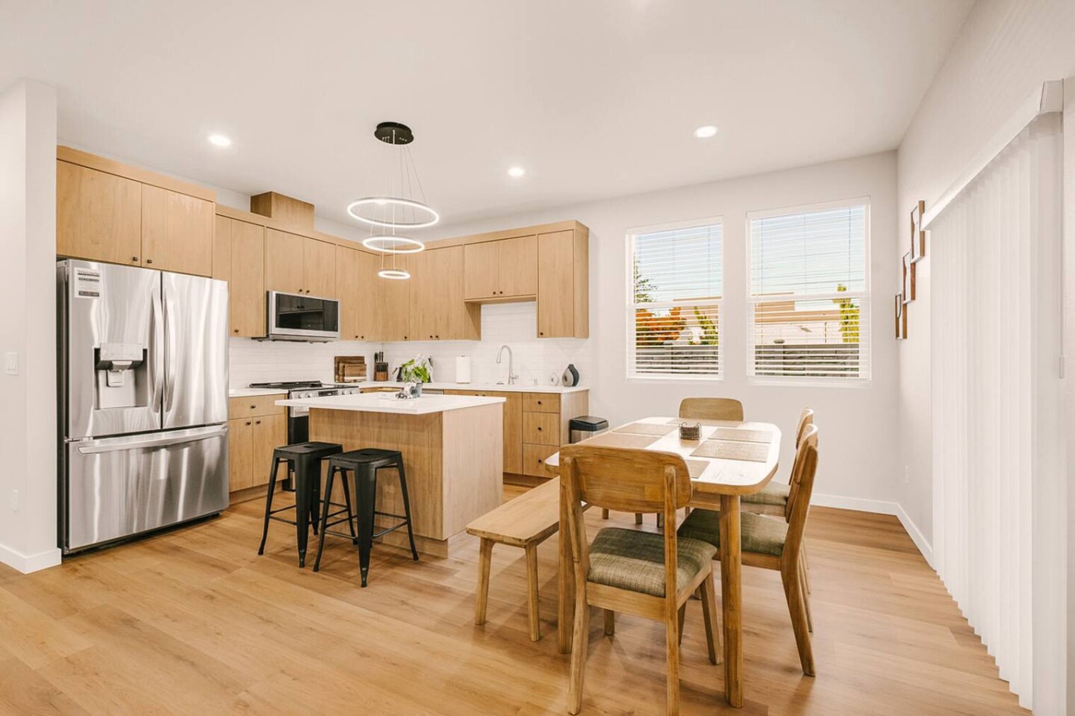 Building Photo - 3202 NW Division St