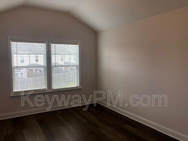 Building Photo - 2419 Sequoia Trl