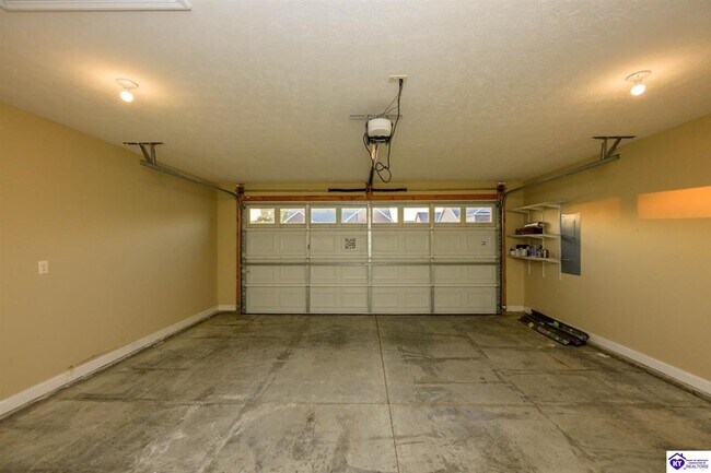 Building Photo - 100 Radford Ct