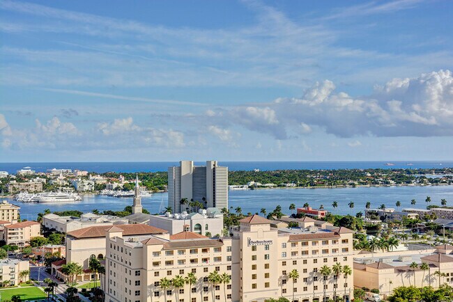 Building Photo - 550 Okeechobee Blvd