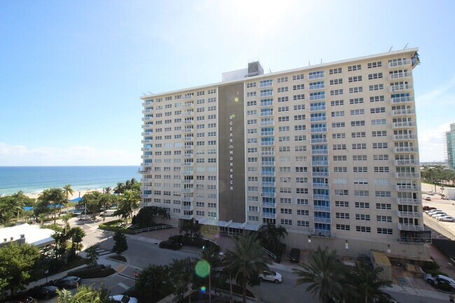 Building Photo - 133 N Pompano Beach Blvd