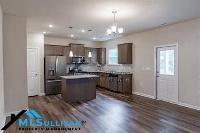 Building Photo - 8400 Jordan Meadow Dr