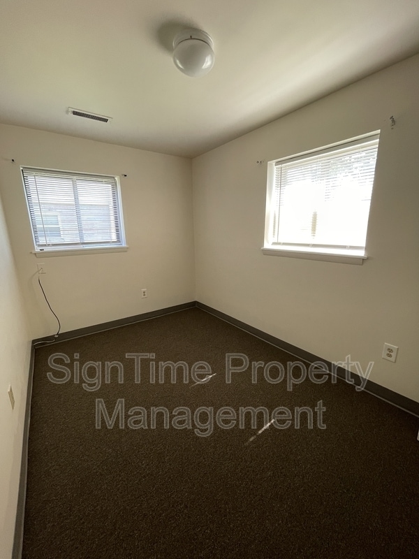 Building Photo - 310 Key Ave