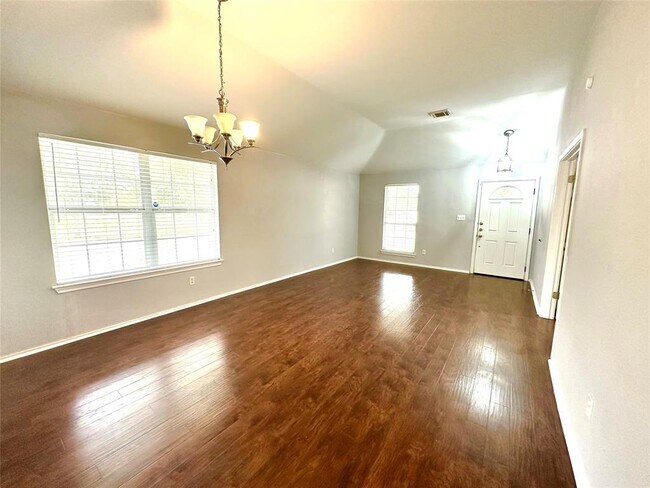 Building Photo - 14901 Babbling Brook Dr