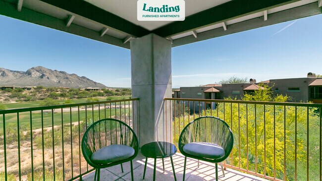 Building Photo - 10950 N La Cañada Dr