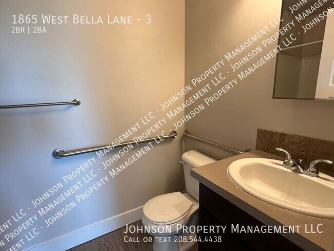 Building Photo - 1865 W Bella Ln
