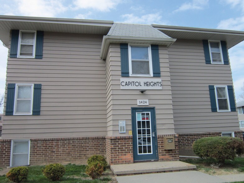 Capitol Heights Apartments 14141424 E Walnut St Des Moines IA 50316