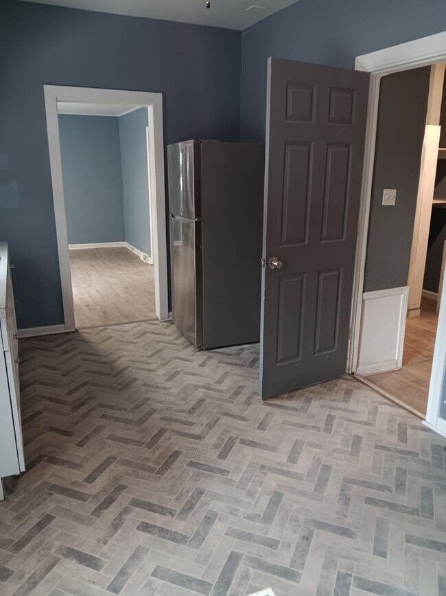 Building Photo - 3431 W 56 LLC