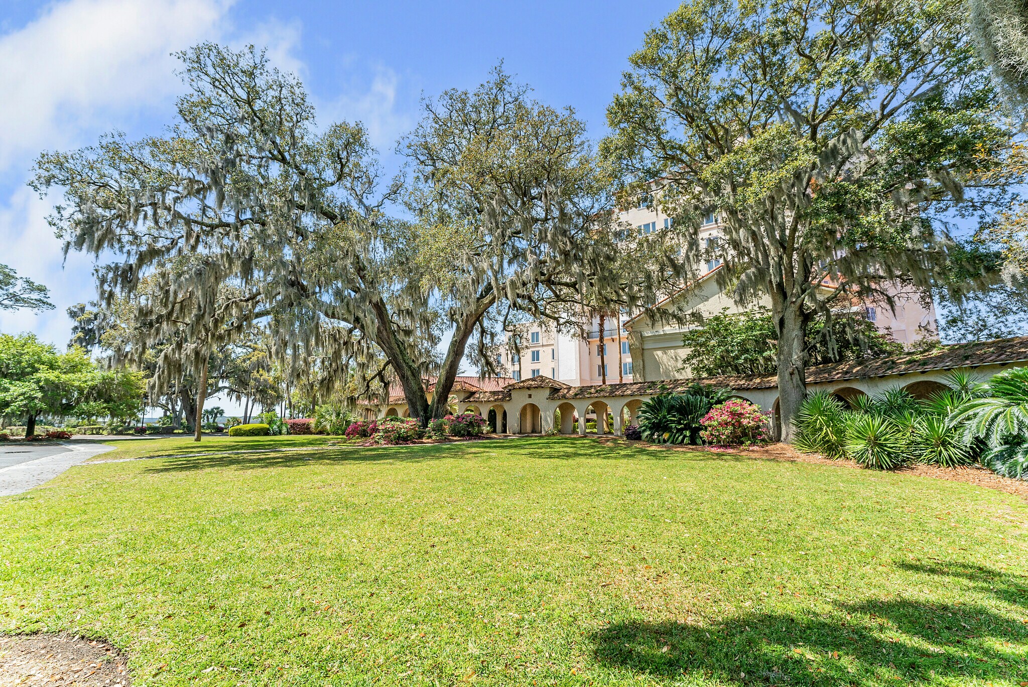 Building Photo - 700 Wilmington Island Rd