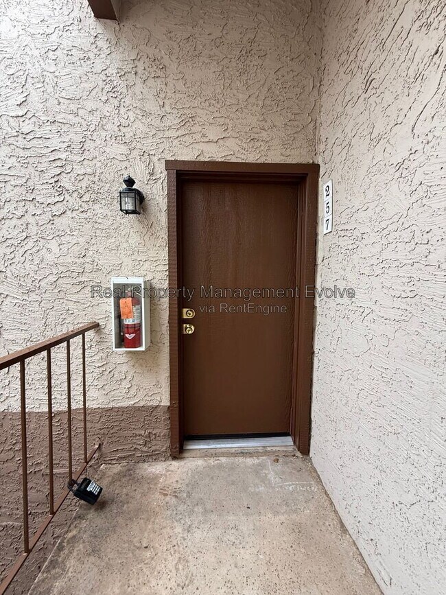 Building Photo - 4554 E Paradise Village Pkwy N
