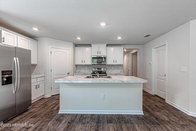 Building Photo - 2058 Garrison Wy