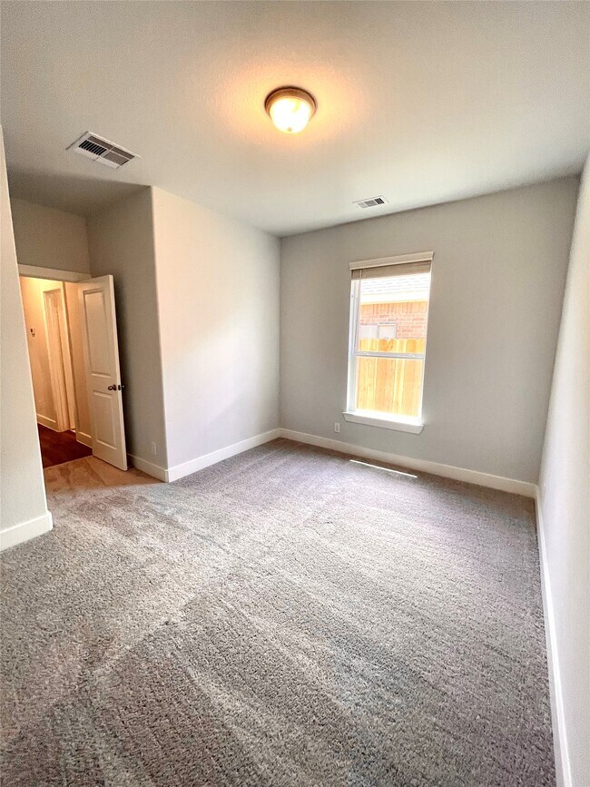 Building Photo - 216 Catalina Cove Dr