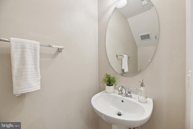 Building Photo - 6103 Aster Haven Cir