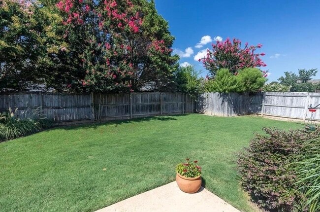 Building Photo - 10492 Ashfarm Way