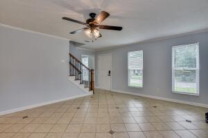 Building Photo - 2211 Pleasant Dr