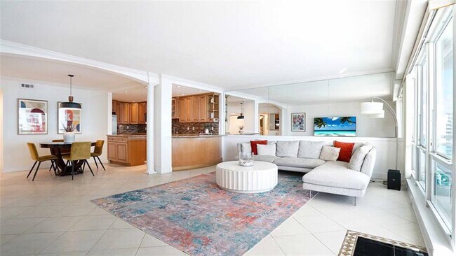 Building Photo - 3430 Galt Ocean Dr